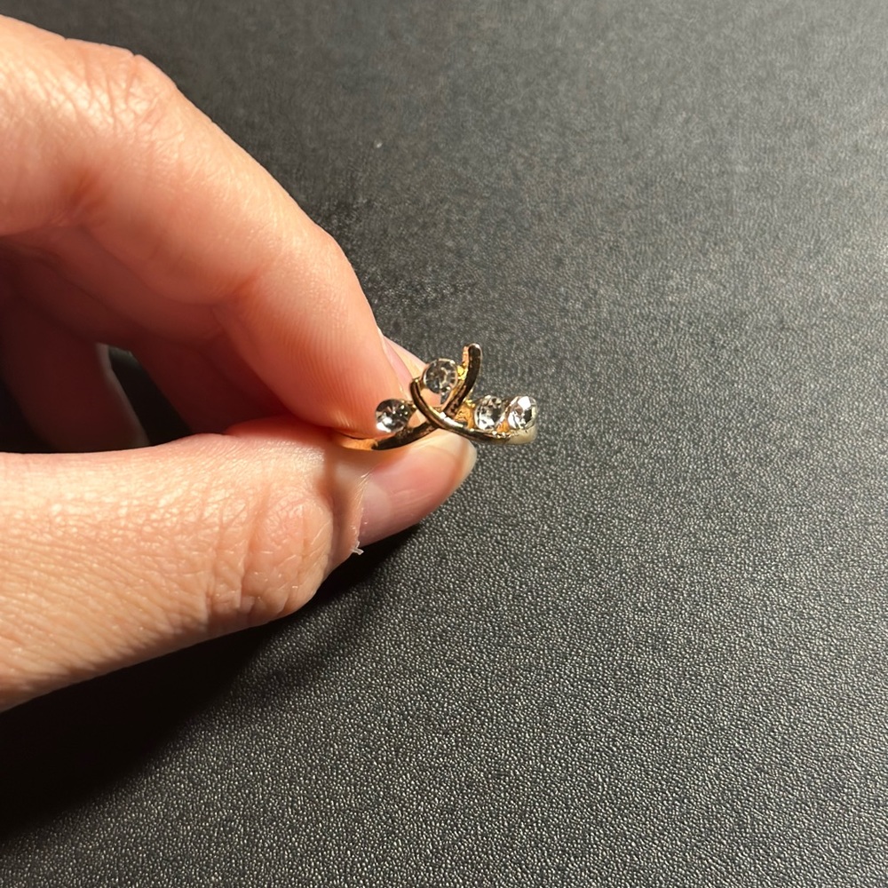 Gold Rings - Picture 4 of 12